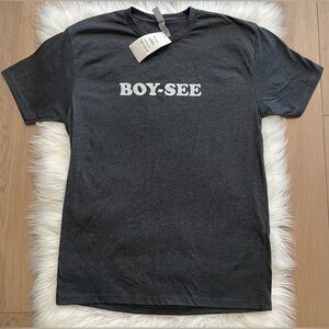 NWT. Unisex Funny Boise Idaho Graphic Tee. Boy-See. Size L. Gray